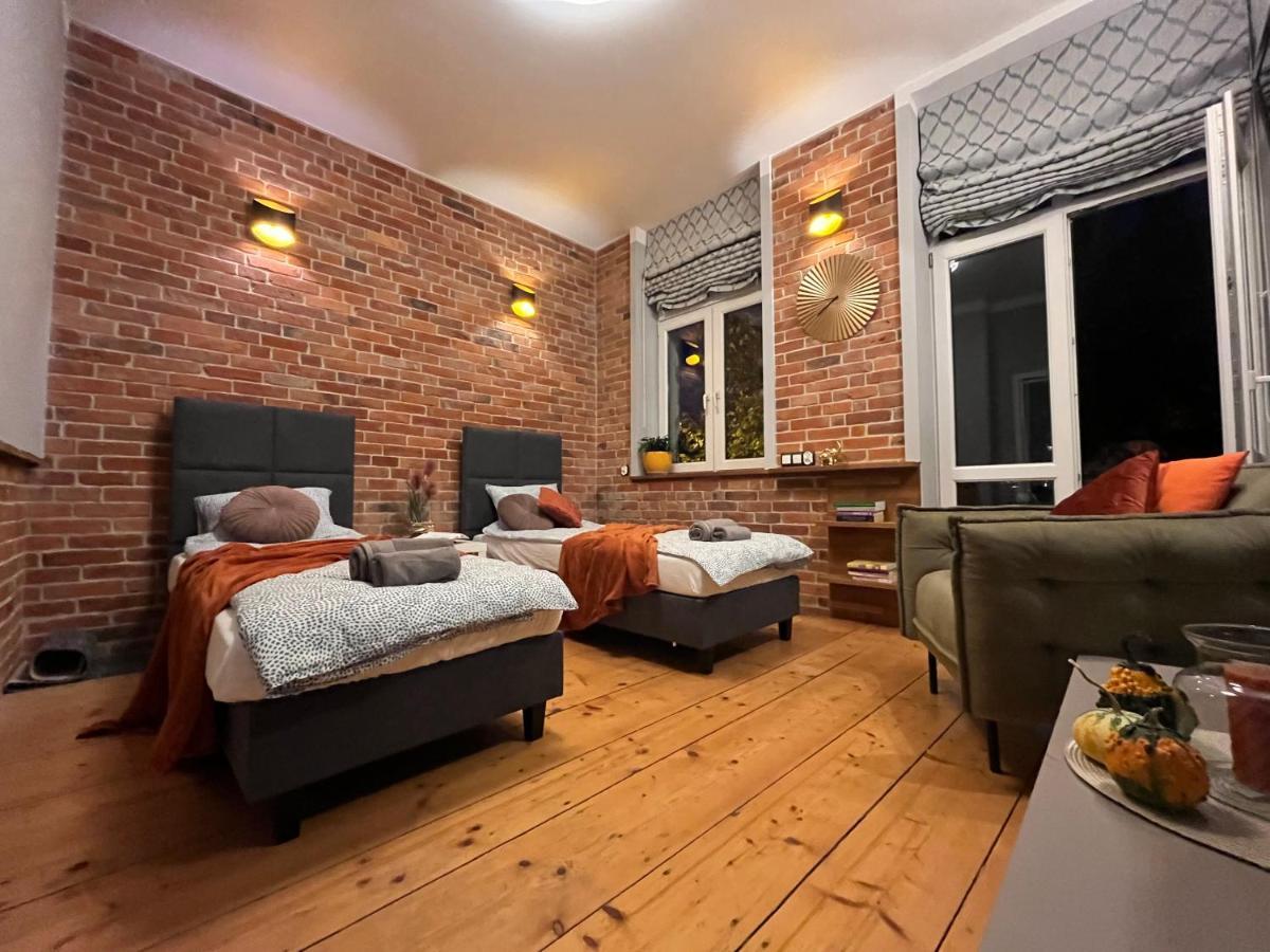 Apartament Przy Ratuszu Apartment Barczewo Exterior foto
